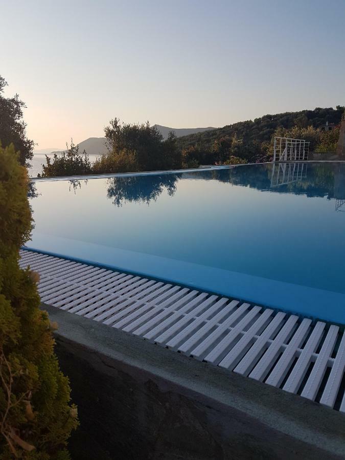 Villa Elia เตเลออส ภายนอก รูปภาพ